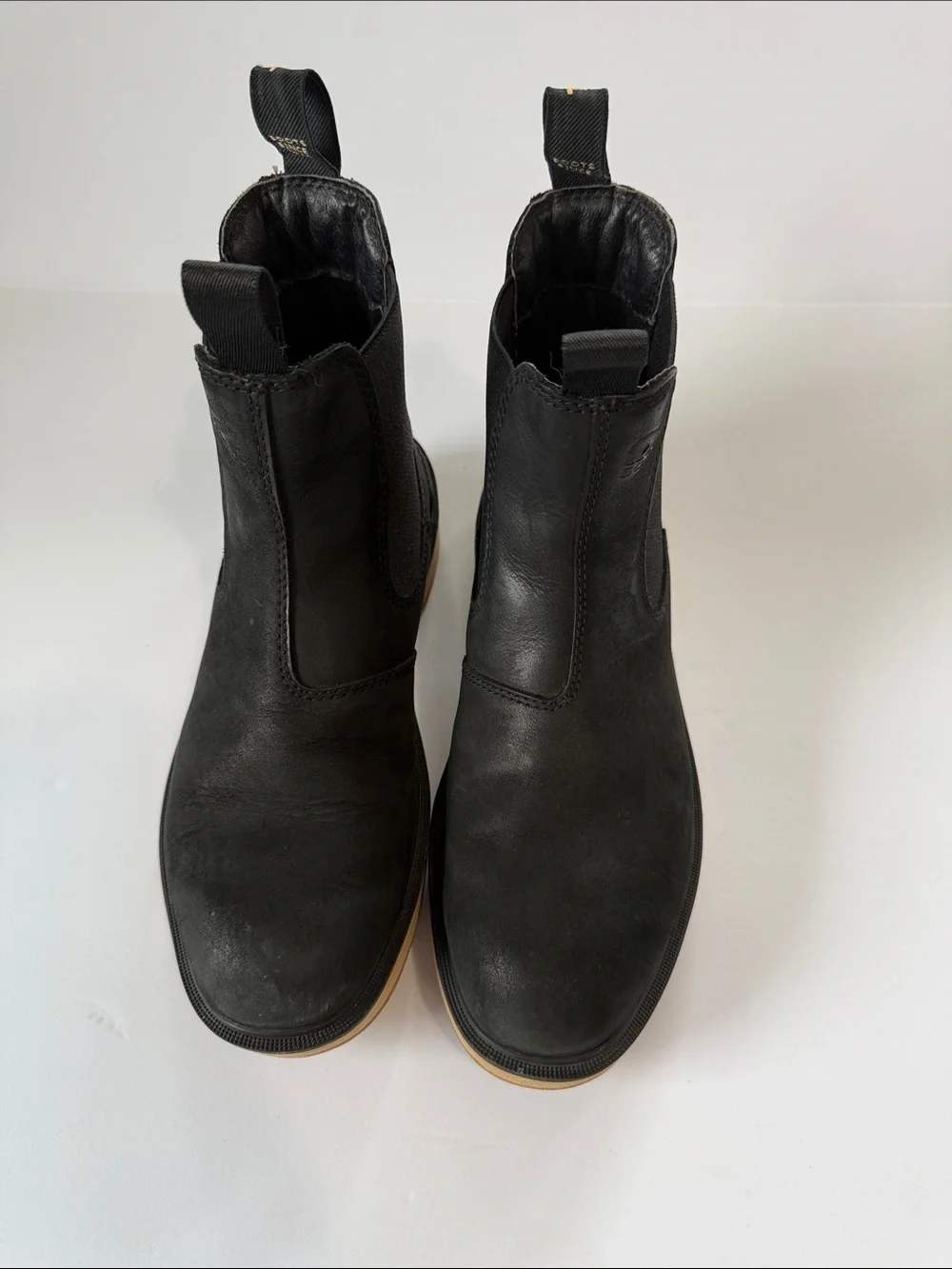 Sorel Black Chukka Boots with Brown Gum Sole - Men